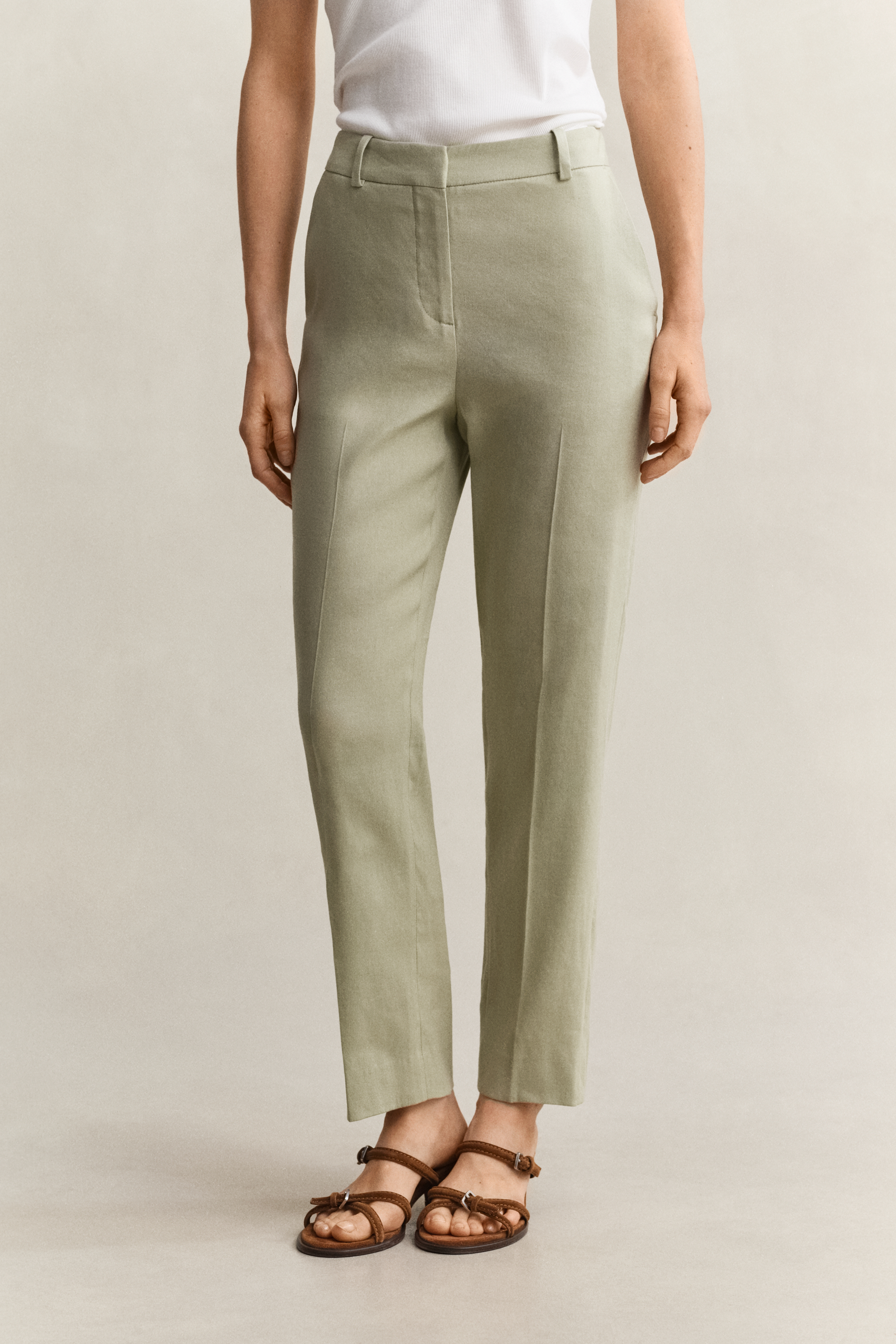 Gant Women's Country Beige Tailored Linen Stretch Pants (36)