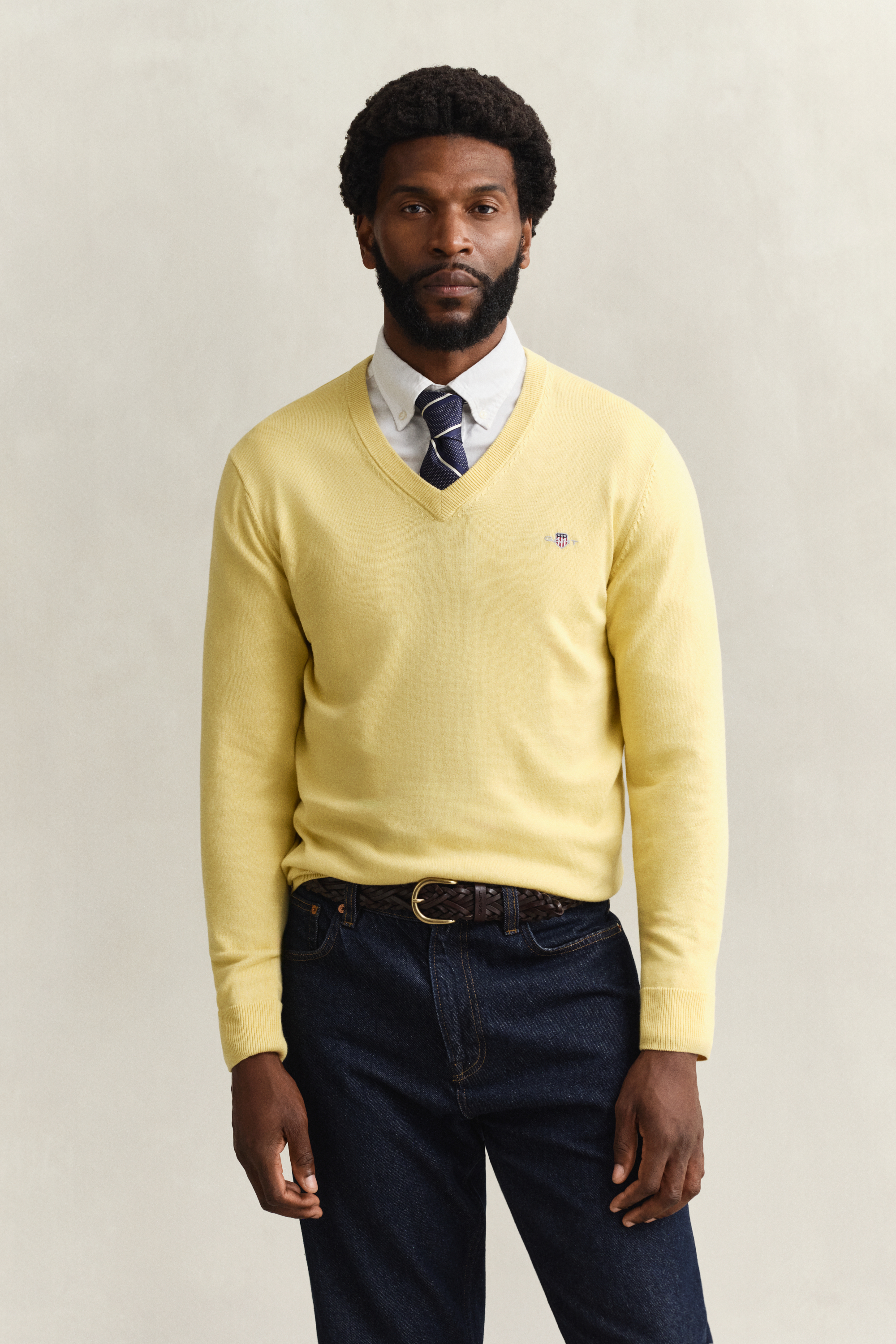 Gant Men's Light Mustard Yellow Classic Cotton V-Neck Sweater (4Xl)