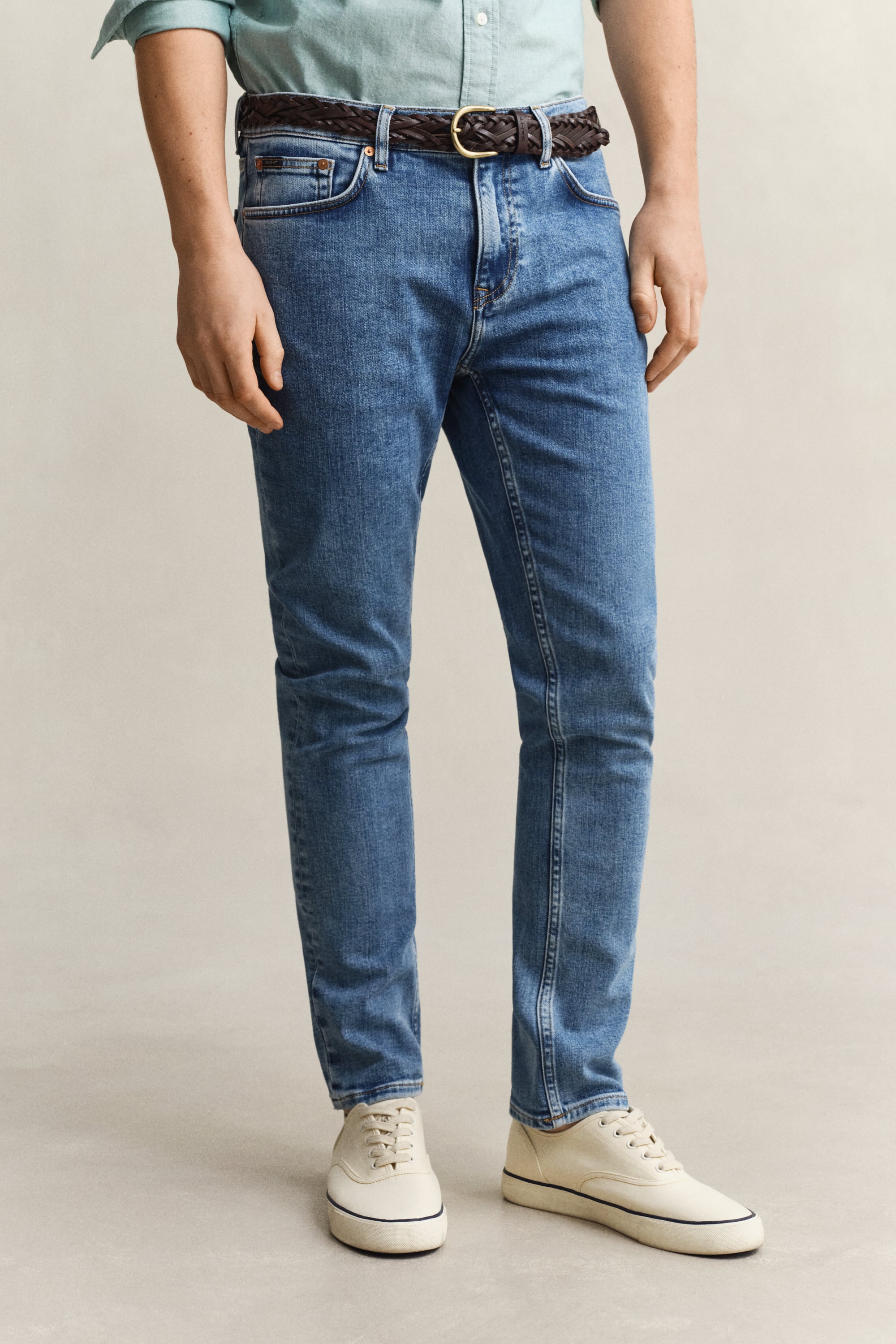 Gant Men's Blue Slim Fit Clean Wash Jeans (32/34) Mid Vintage