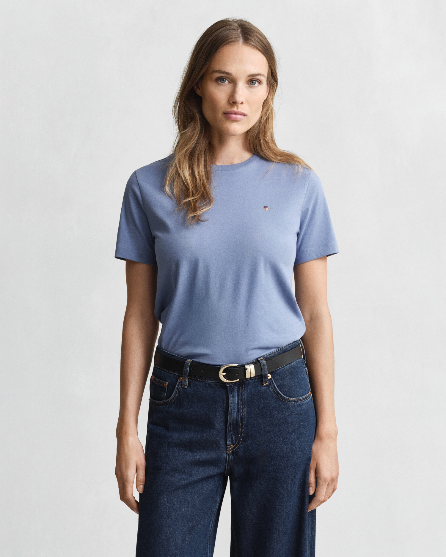 Gant Women's Faded Denim Shield T-Shirt (Xxl)