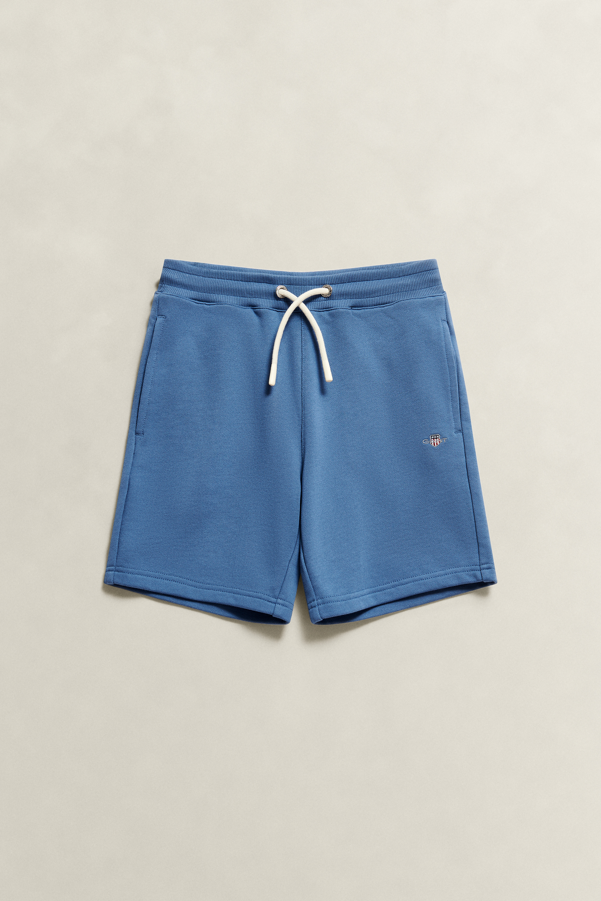 Gant Men's Blue Teens Teen Boys Shield Sweatshorts (122/128) Salty Sea