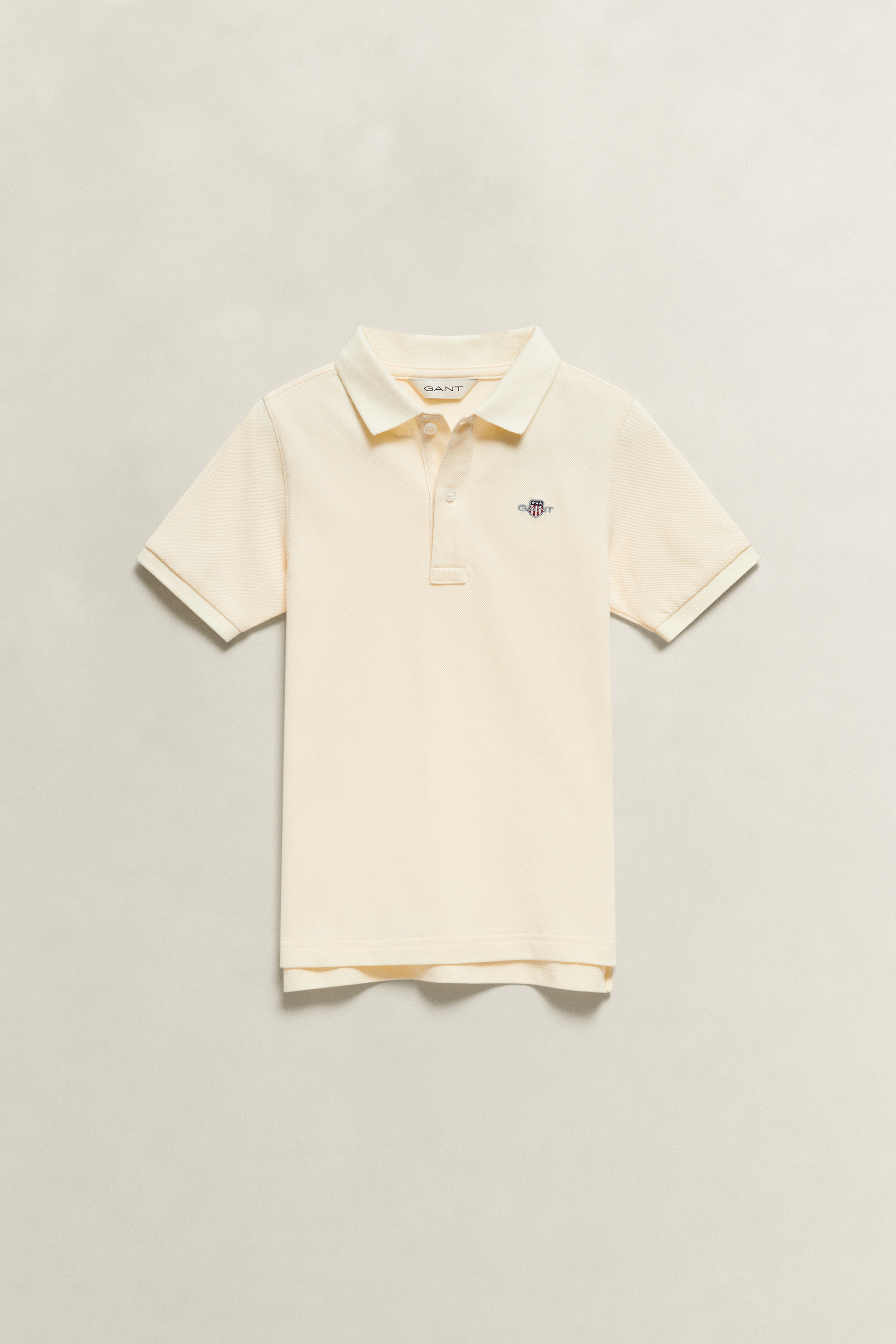 Gant Unisex Kids Creamed White Kids Shield Piqué Polo Shirt (110/116)