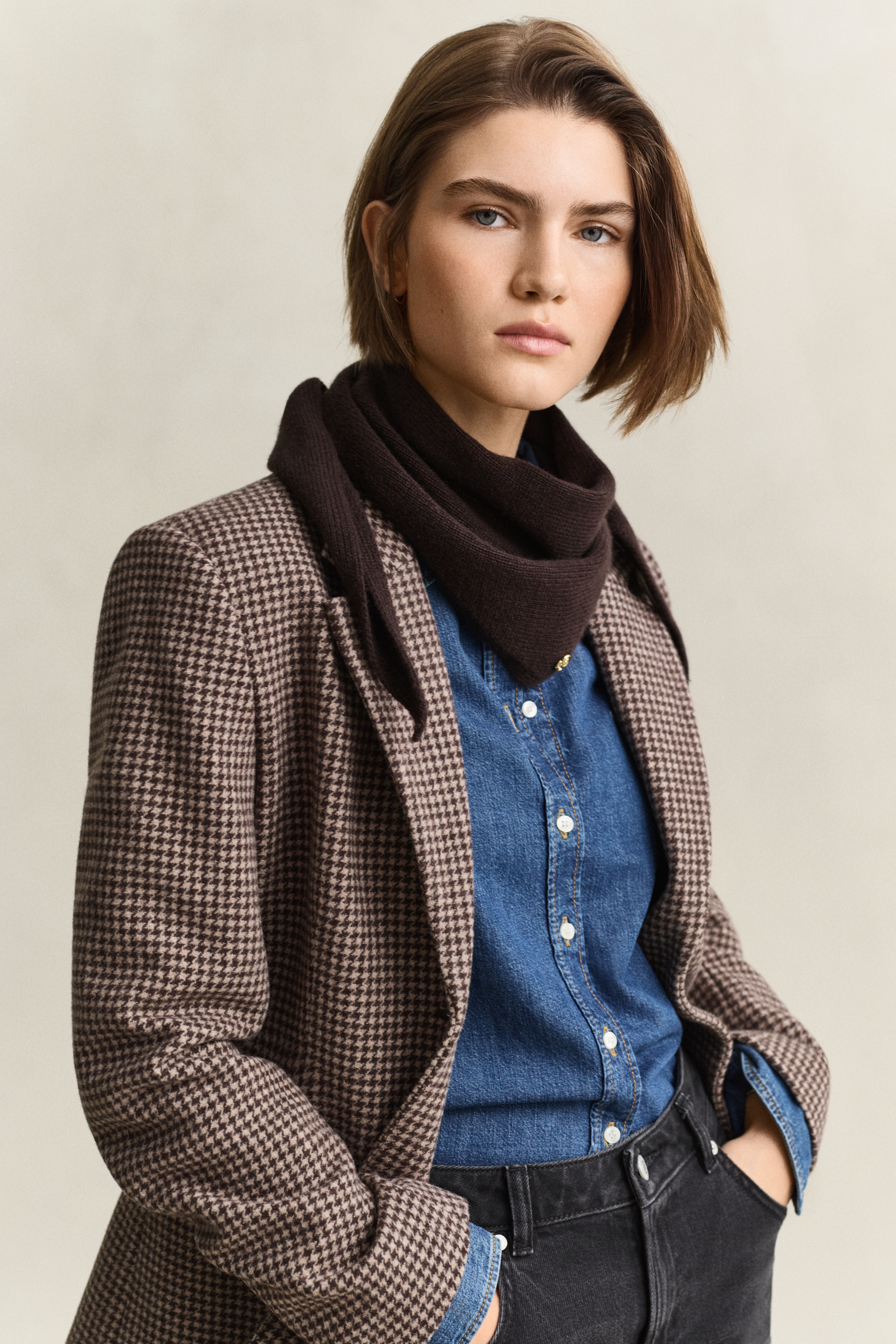 Wool Cashmere Triangle Scarf DEEP