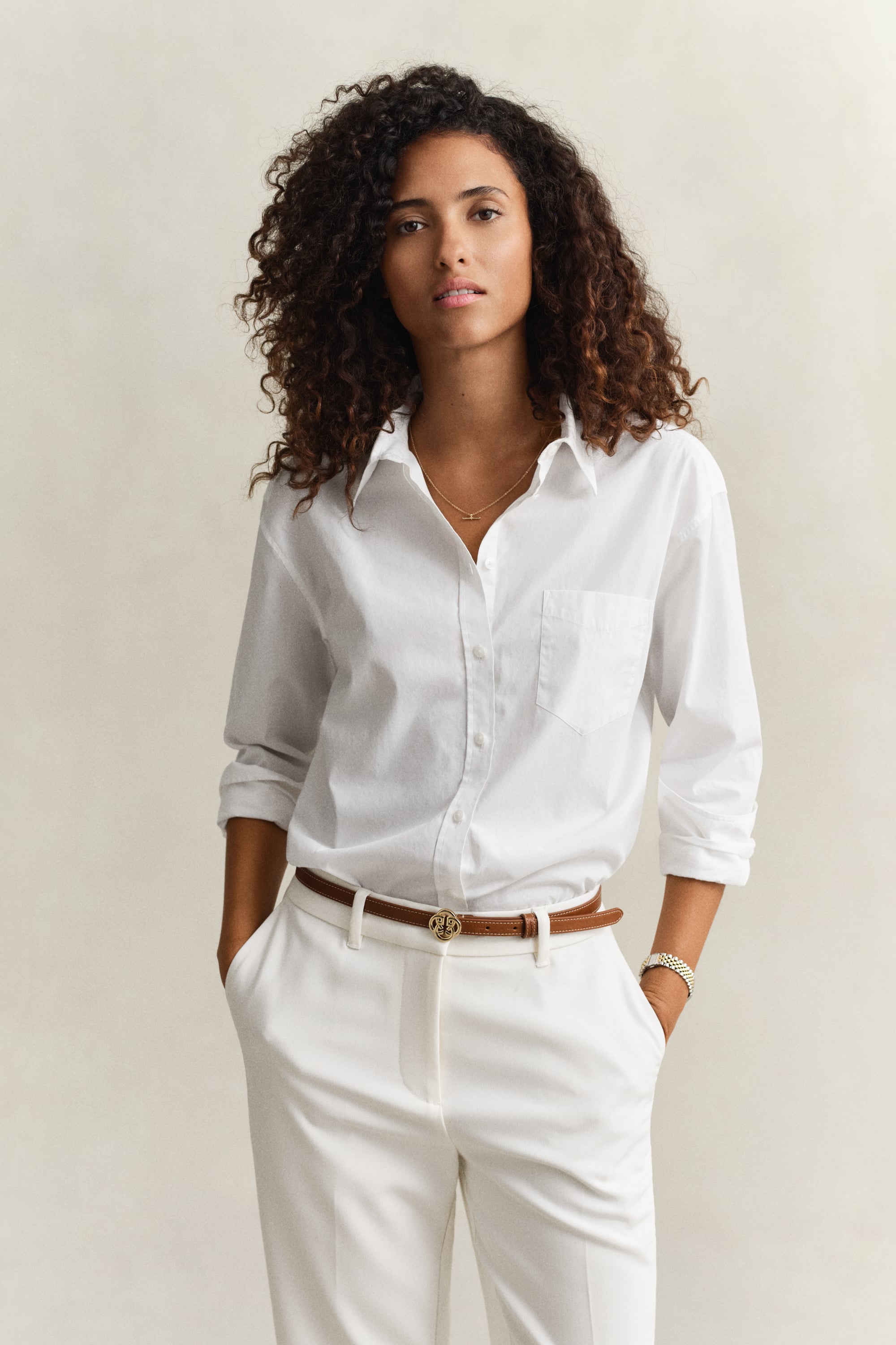 Gant Women's White Relaxed Fit Classic Poplin Shirt (36)
