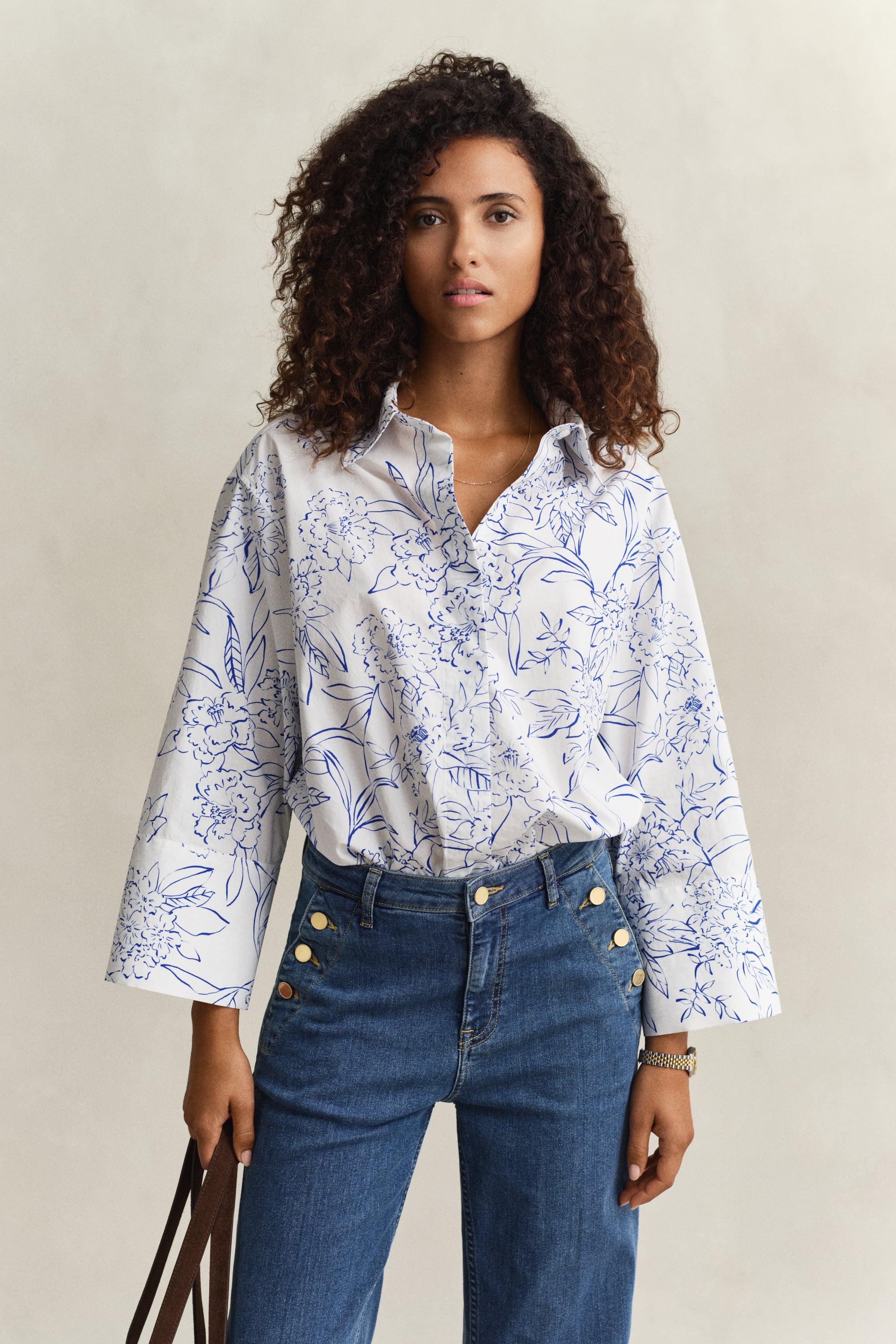 Gant Women's White Floral Poplin Shirt (38)