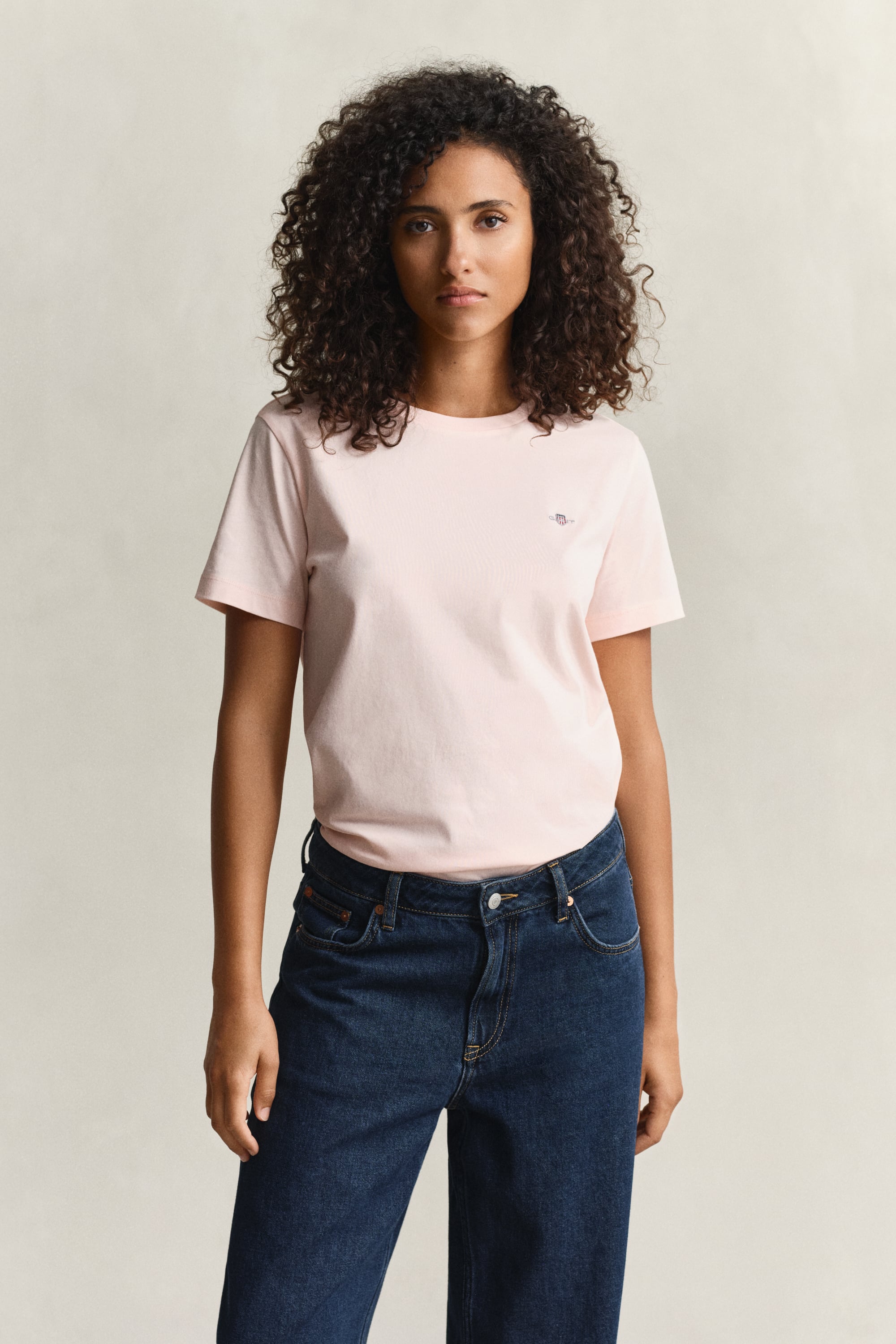 Gant Women's Apricot Pink Shield T-Shirt (Xxl)