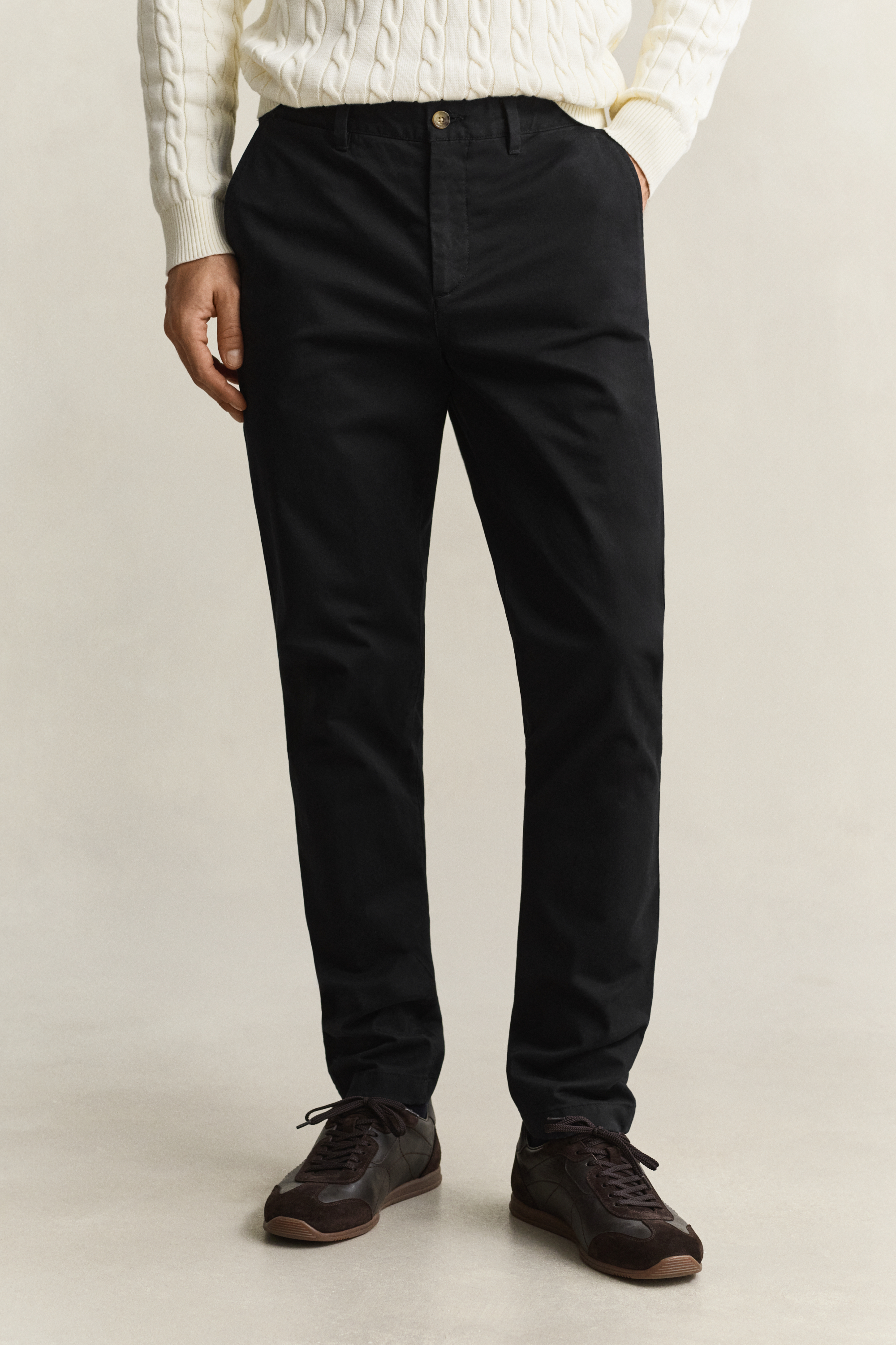 Gant Men's Black Slim Fit Classic Chinos (42/32)