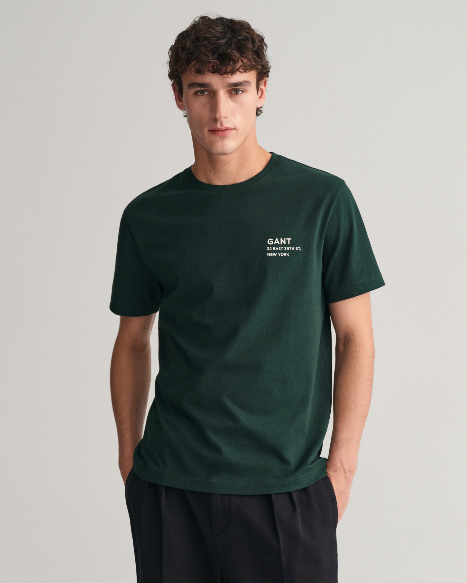GANT Men Small GANT Graphic T-Shirt (XXL) Green