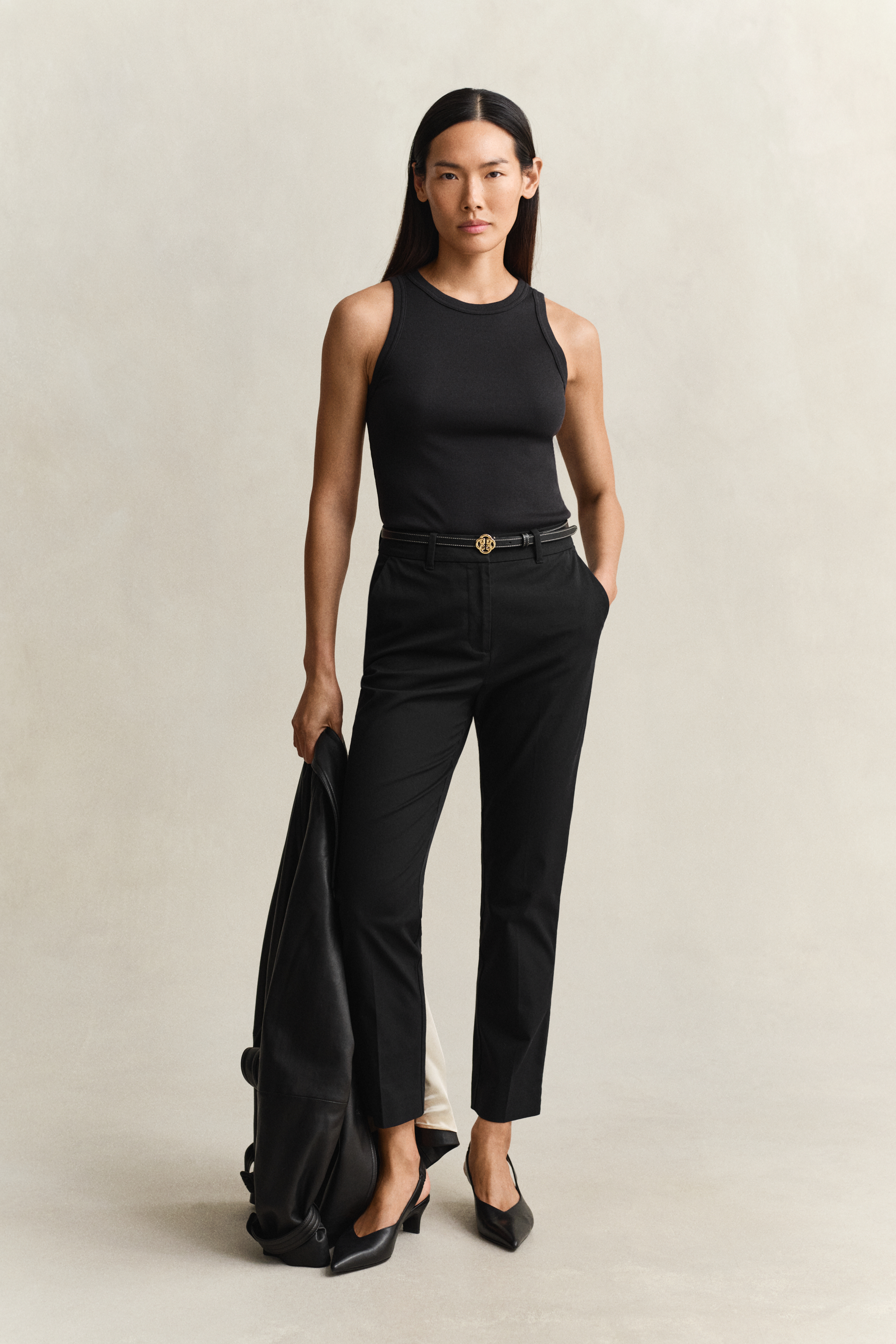 Gant Women's Black Slim Fit Slacks (44)