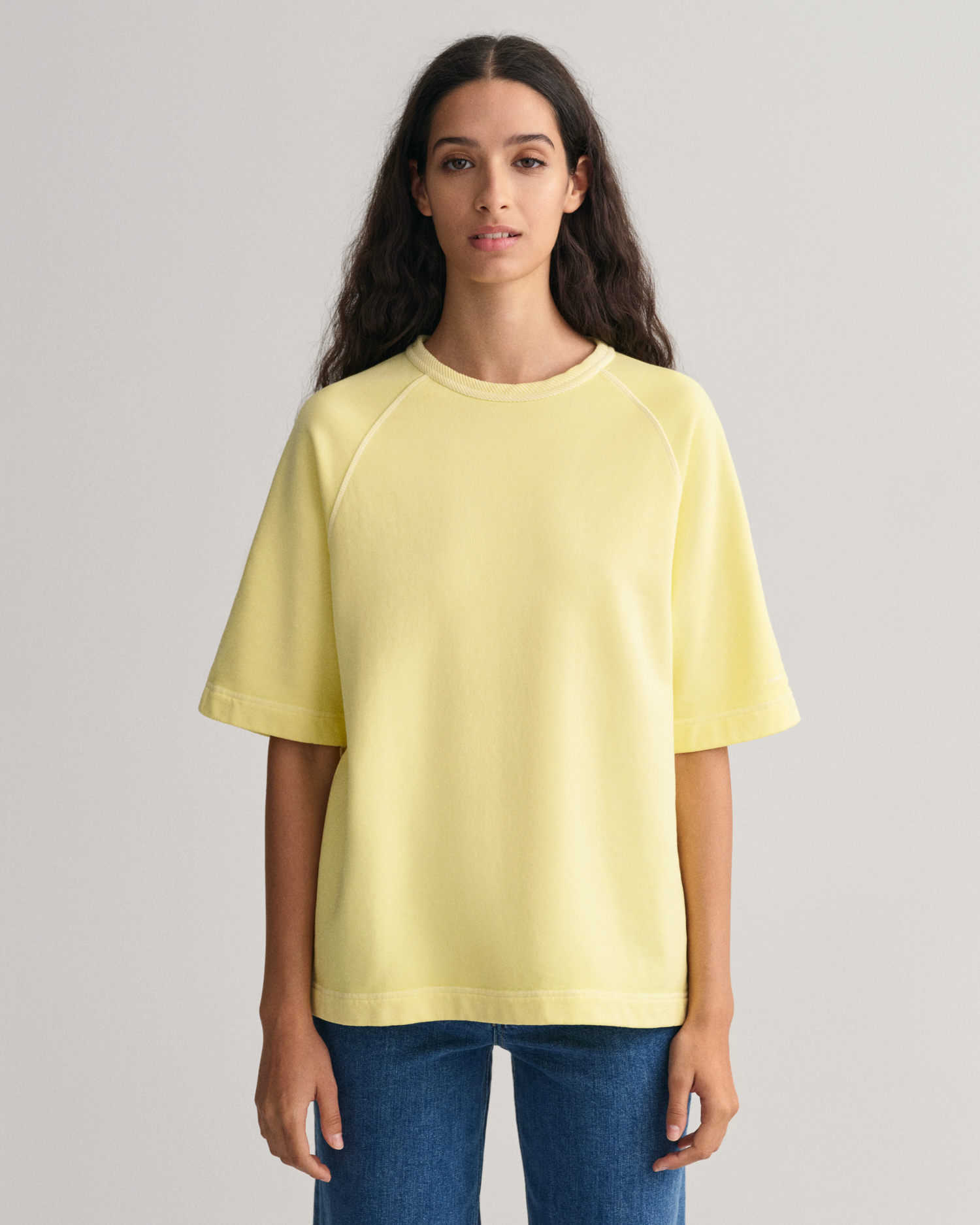 GANT Women Sunfaded Short Sleeve Sweatshirt (XXXL)