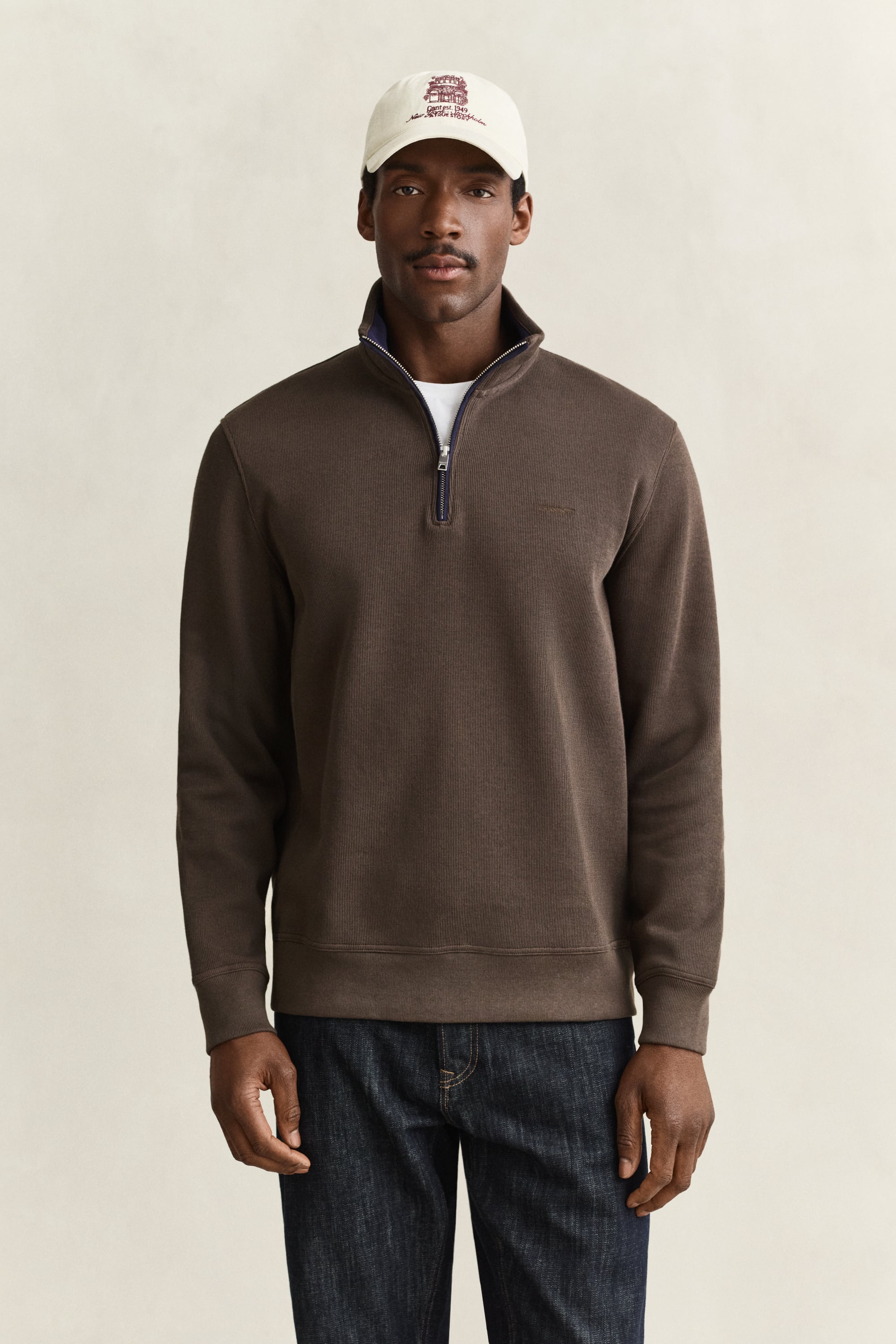 Gant Men's Marron Half-Zip Sweater Sacker - Image 2