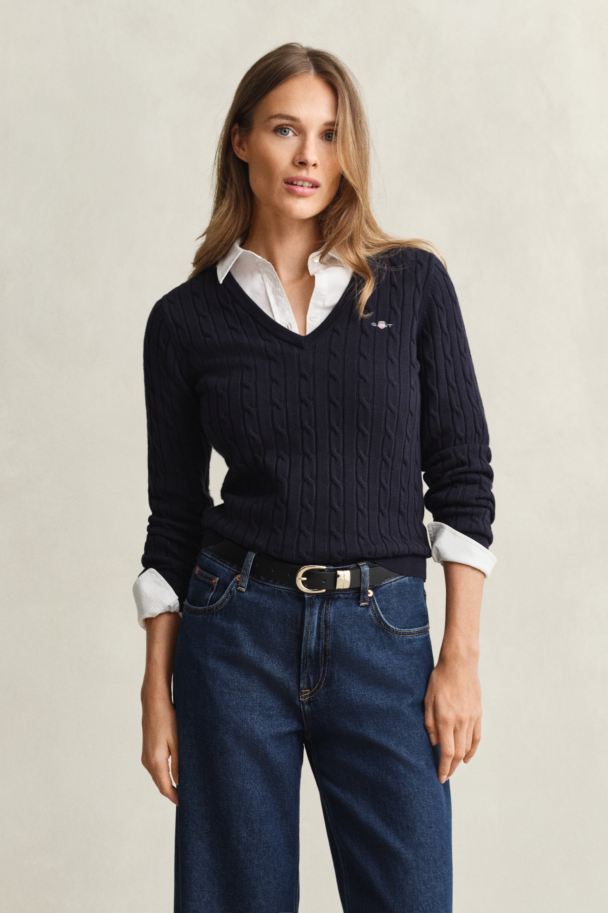 Gant Women's Navy Cable Knit V-Neck Sweater (Xs) Evening Blue