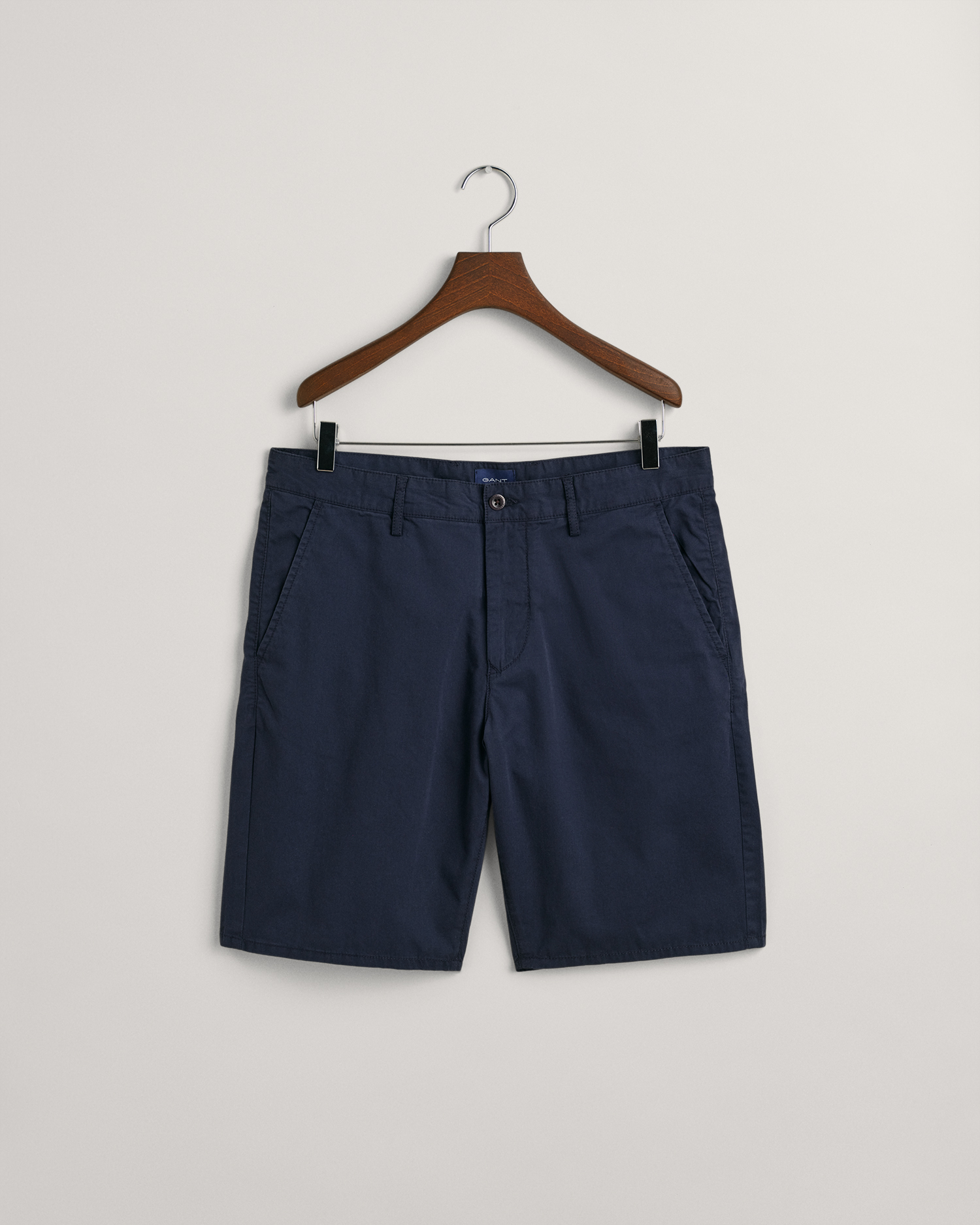 GANT Men Relaxed Fit Shorts (31) Blue