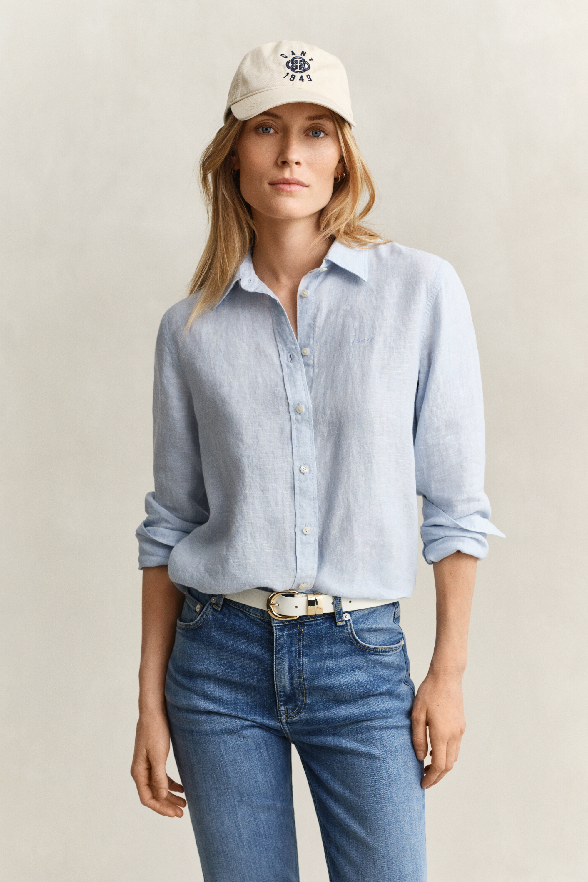 Gant Women's Light Blue Regular Fit Linen Shirt (38)